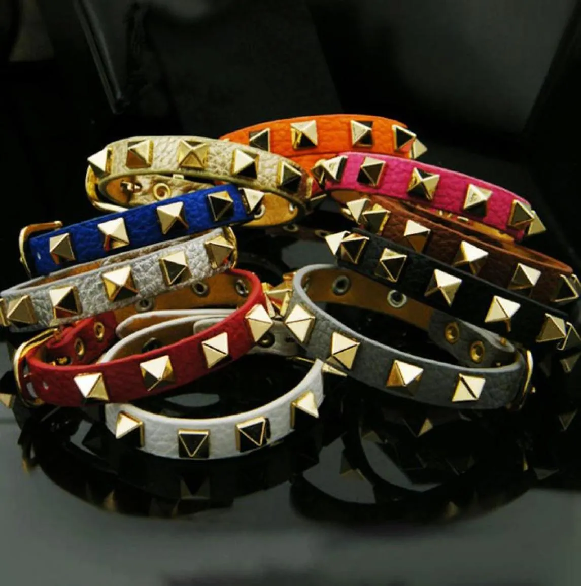 Nieuwe mode legering lederen PU armband charme punk klinknagel enkele ring heren039s accessoires1789788