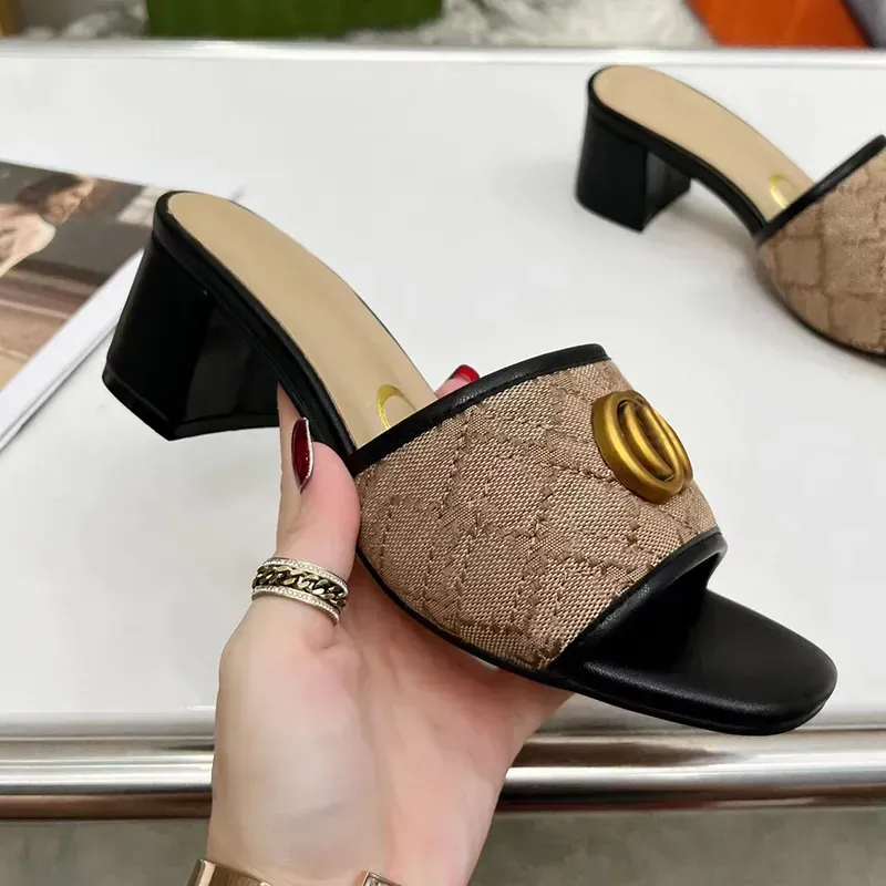 Zapatillas de tacón alto para mujer, sandalias de diseñador 2024 para mujer, Sandalias de tacón grueso bordadas sexis de cuero a la moda de verano de 6,5 cm