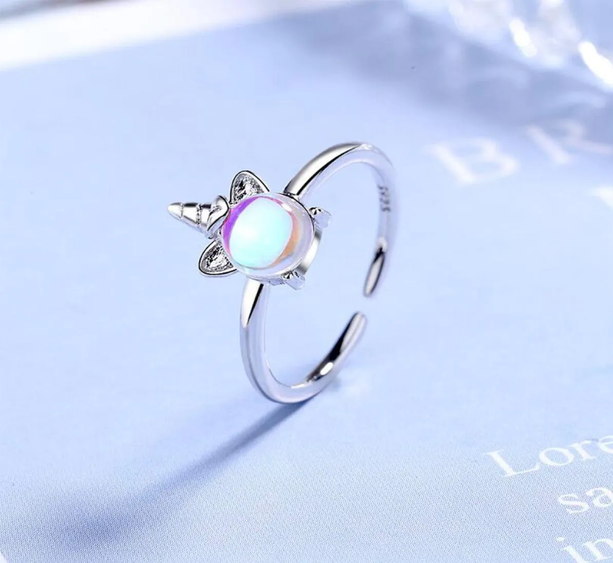 恋人の贈り物925スターリングシルバーファンシーユニコーンオパールリング女性のための調整可能なサイズ指輪オープンリングシルバージュエリー5273550