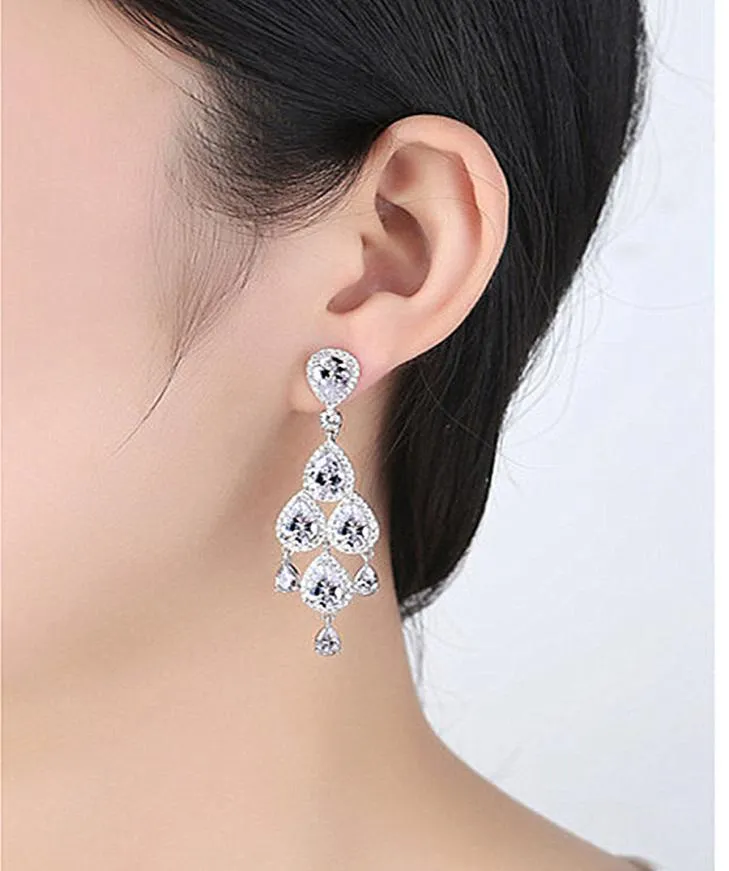 Boucles d'oreilles mode Zircon charmant double rêves confortables à porter des styles simples et élégants peuvent être portés avec n'importe quelle robe 8758087