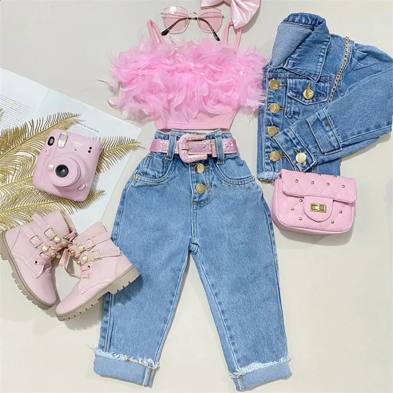 Flickor sommarkläder set fashionabla barns rosa ärmlös fjäderväst+jeans med fickor 240218