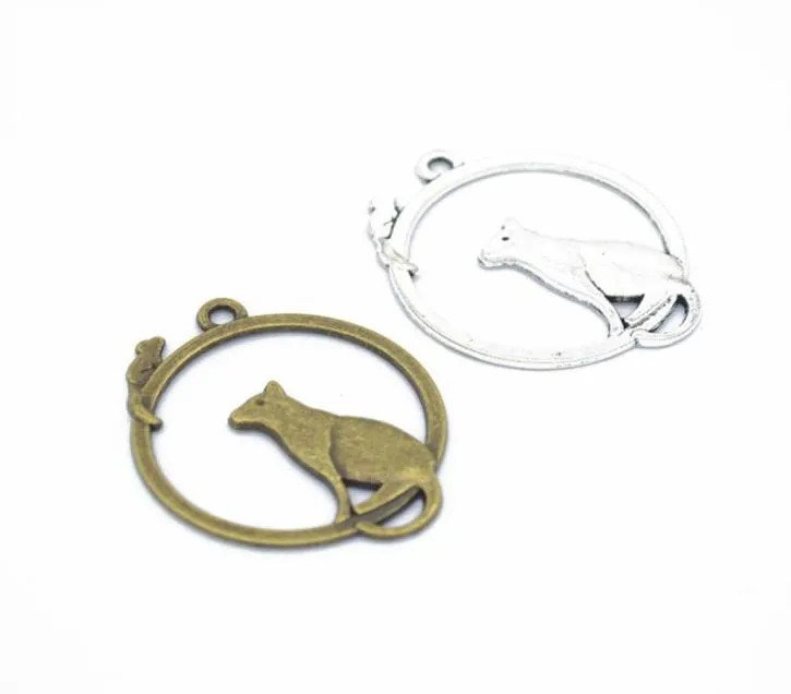 200pcs of Antique Bronze and Silver Chasing You Cat rat mouse Charms Pendants Drops Zoo Animal 31X26mm4409794