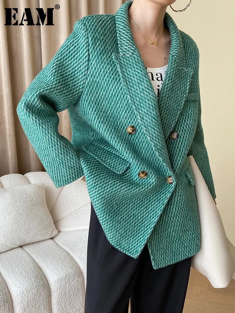 EAM Cappotto di lana a maniche lunghe a forma di verde di grandi dimensioni con vestibilità ampia e vestibilità ampia Giacca da donna a maniche lunghe con risvolto Moda Autunno Inverno 1DH0667 240123