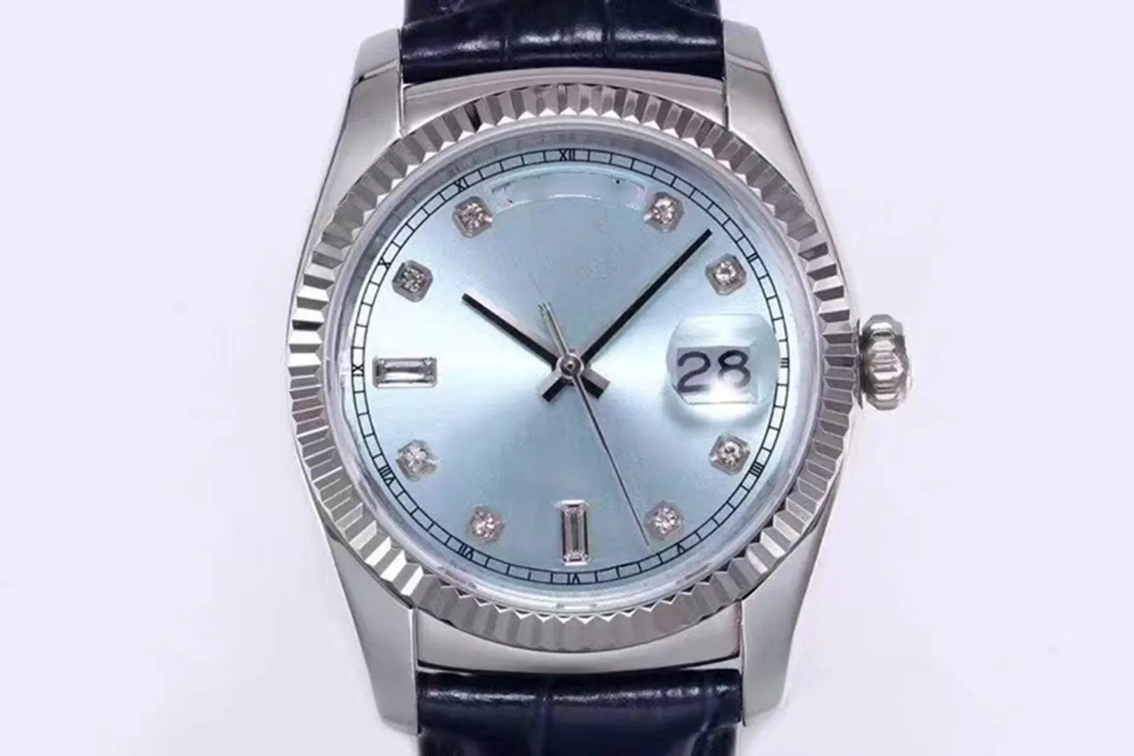 Nouvelle montre pour femme 2024 équipée du mouvement mécanique automatique 2836 Le nouvel acier 9041 Le logo anti-contrefaçon sur le verre Date automatique étanche