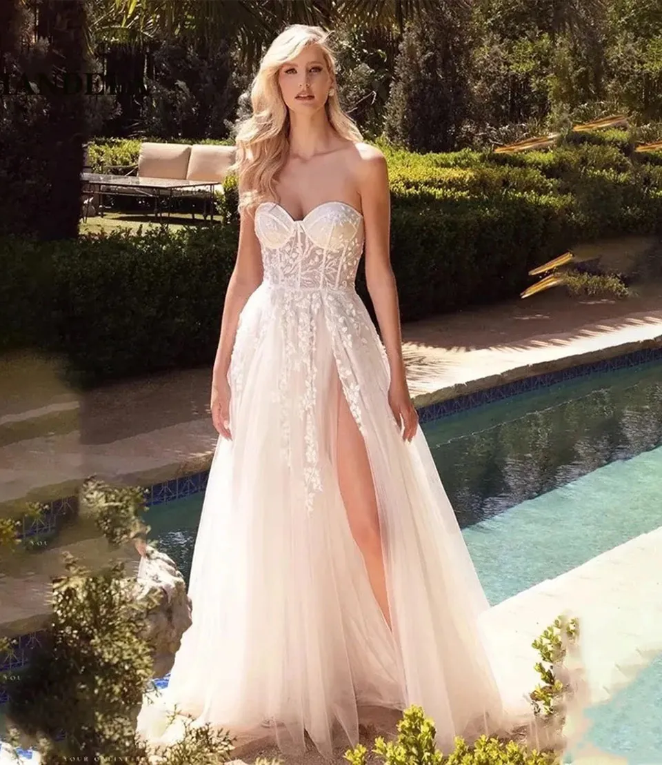 Plus Size White Wedding Dress Ivory Bridal Gown A-Line Tulle Applique  Sweetheart Sleeveless Lace-Up Sweep Train from Dhgate A-Line Wedding Dresses  - price 125.63