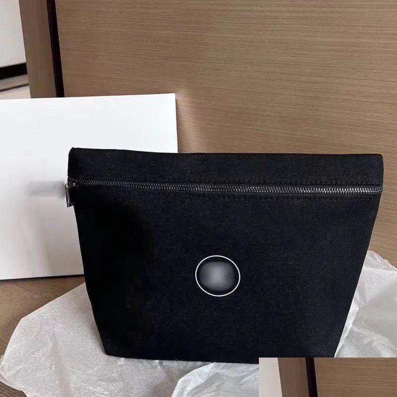 Sacs de rangement Designer Sac en toile noire Instagram Logo classique Maquillage imprimé Grande capacité Toilettes pour femmes Stockage de littérature publique Ha Otowt