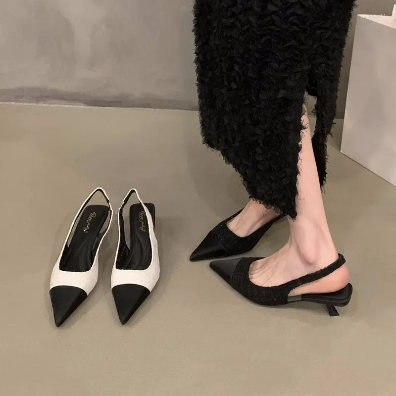 Elbise ayakkabıları 2024 Seksi Patent Deri Eşleştirme Renk İnce High Topuklu Kadınlar Saçlı Dar Bant Slingbacks Tek Ayakkabı Partisi