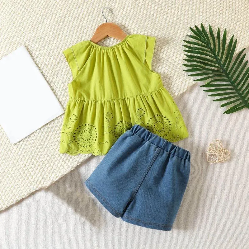 Kledingsets Meisjespak Zomerkleding Effen Groen Mouwloos Tops Jeans Shorts Tweedelige set Denim Klein meisje voor 1 tot 5 jaar