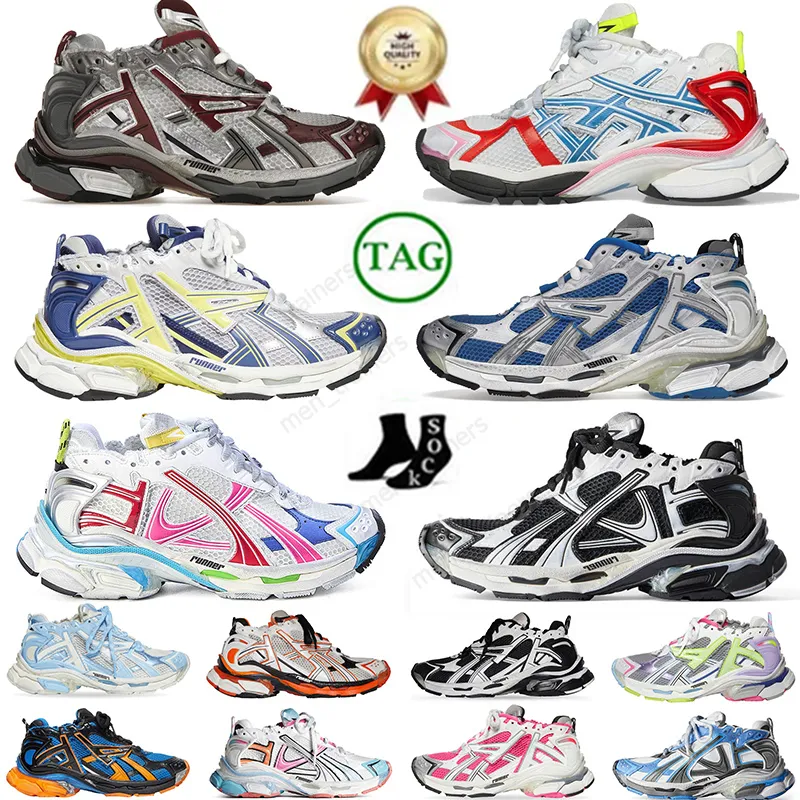 Mocassins Corredores 7.0 Sneakers Designer Track Sapatos Casuais Plataforma Graffiti Branco Preto Desconstrução Transmitir Sentido Homens Mulheres Treinadores 7 Tess Gomma Marca Esportiva