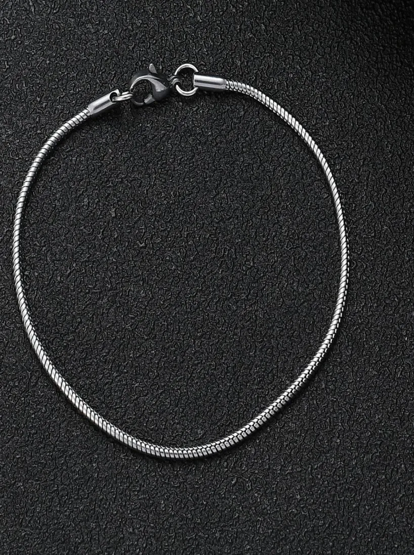 سحر أساور السحر Koop Prederte 2mm Titanium Steel Ketting Mode Mode-Sieraden Voor Mannen Vrouwen RVS Link5166164