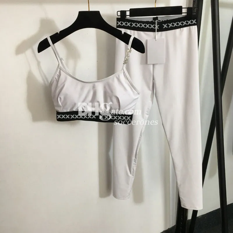 Designer Women Tracksuits Luxury Yoga Outfits Sling Padd Tanks Tops Leggings Halter Gym Cropped Sportswear Activewear For Women