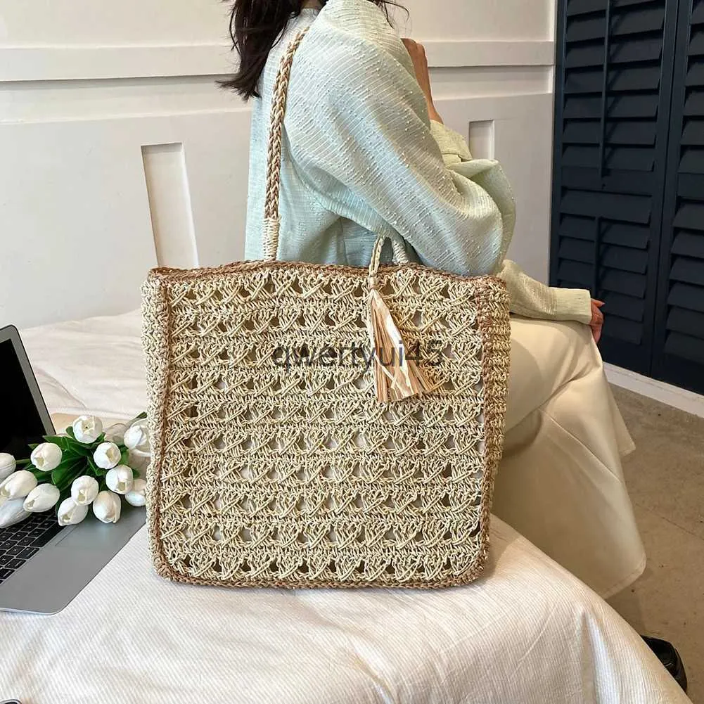 Shoulder Bags Women Crocet andbag ollow Out Tassel Soulder Bag wit Sort andle Solid Color Ladies Summer BeacH24219