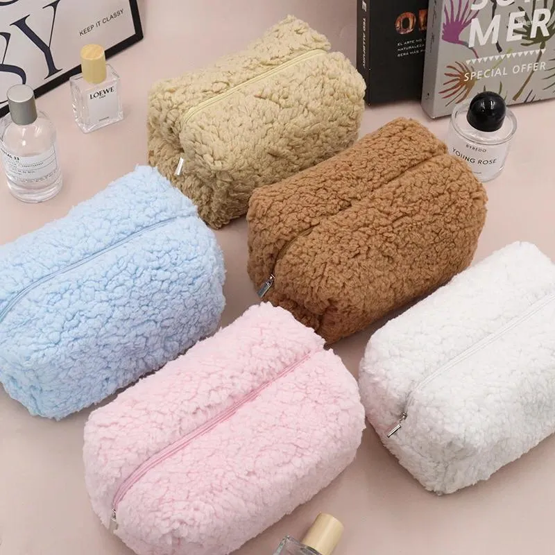 Storage Bags Soft Plush Makeup Bag For Women Winter Fluffy Cosmetic Make Up Case Girls Travel Toiletry Wash Handbag