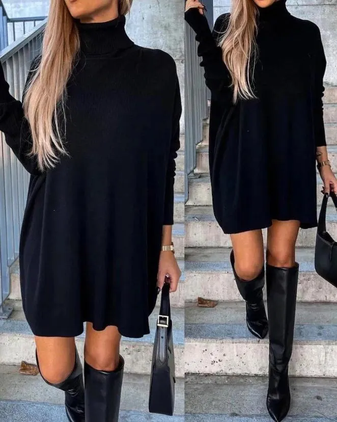 Casual klänningar eleganta för kvinnor 2024 Autumn High Neck Long Sleeve Fashion Straight Mini Knit tröja Kvinnlig kläder