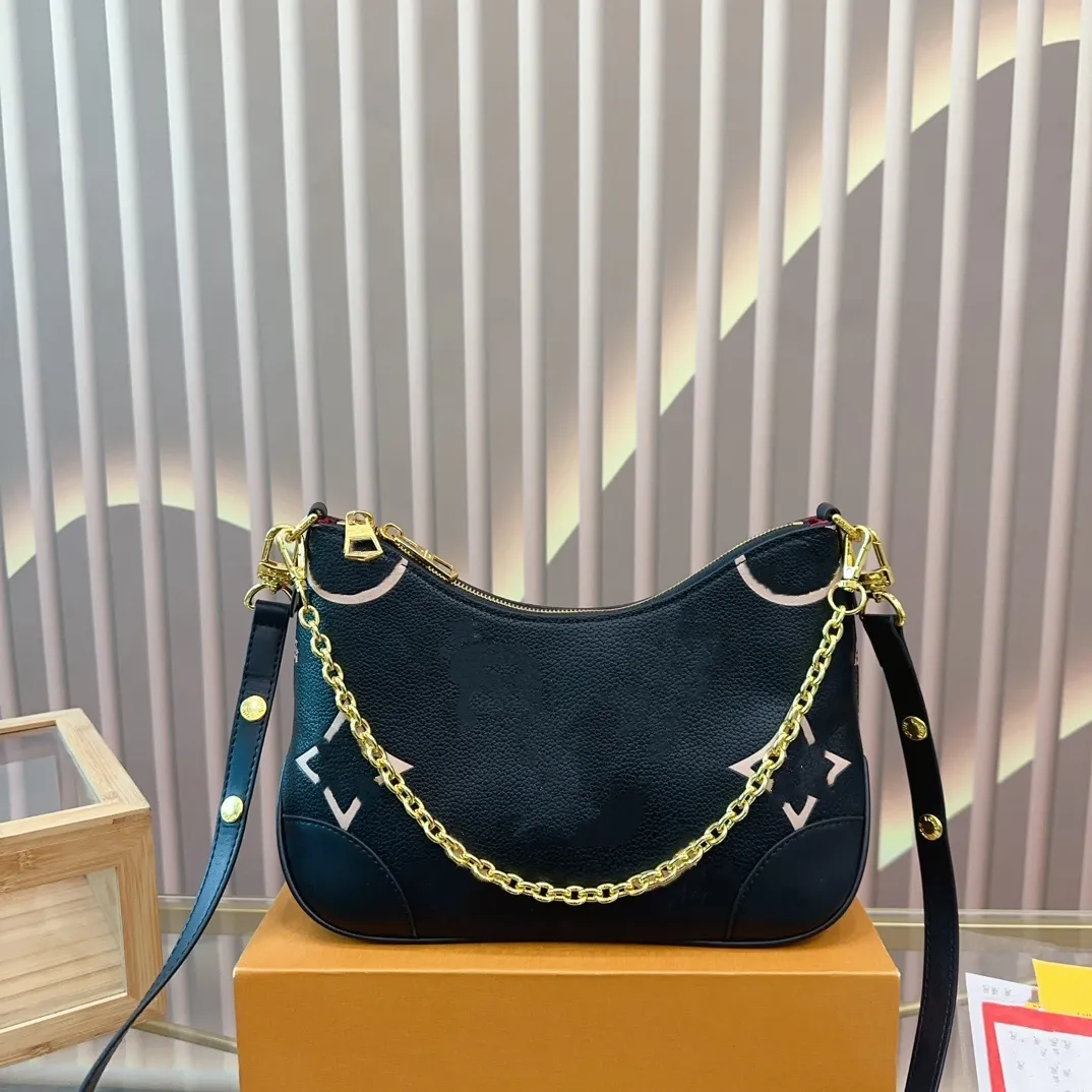 24SS Women's Luxury Designer Embossed Horn Bag Medieval Women's Handbag Shoulder Bag Crossbody Bag Makeup Bag Purse 31CM