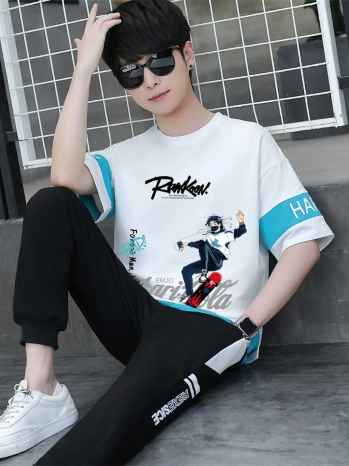 DHgate.com:Junior High School Student Sports Set for 12-15