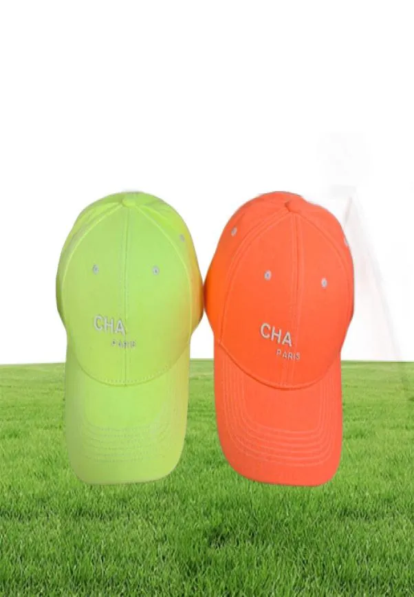 Ball Caps Designer Casquette Candy Fluorescent Cotton Baseball Couple Fashion Letter Street Shooting Cap9363338