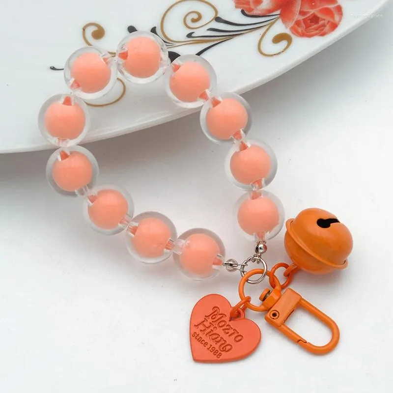 Porte-clés coréen mode acrylique couleur bonbon perlé porte-clés coeur alliage charme sac à dos de voiture pour femme petite cloche pendentif porte-clés