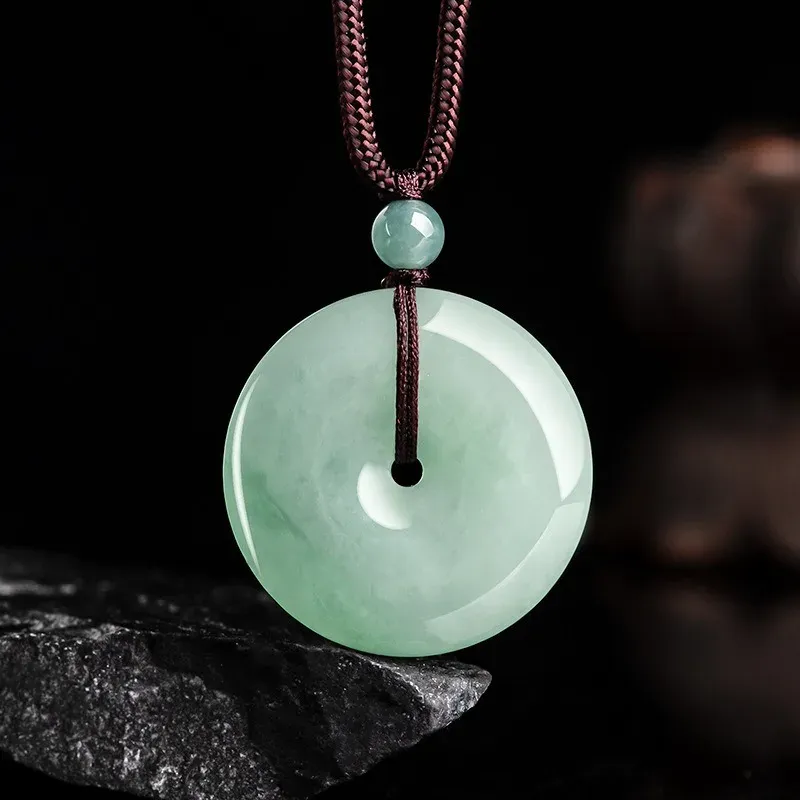 Ожерелья искренний натуральный нефрит бирманский изумрудный кулон драгоценного камня 26 мм ожерелье круглое пончики мужчины мужские бочки каменные нефритовые аксессуары