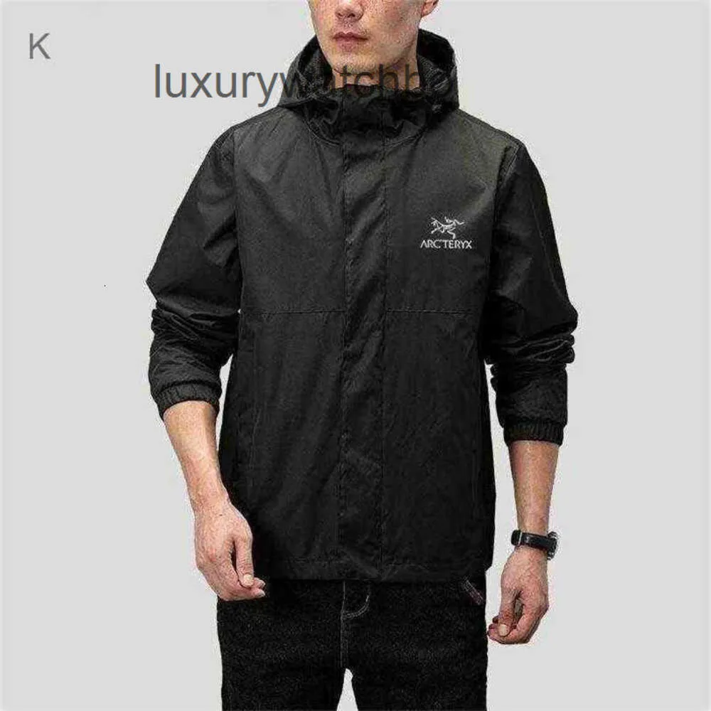 Arcterys Veste Veste de marque pour hommes Manteaux Veste Clip Sweat-shirt pour hommes Automne Designer Outdoor Soft Shell Charge Coat Lâche Coupe-vent et imperméable R X1S0