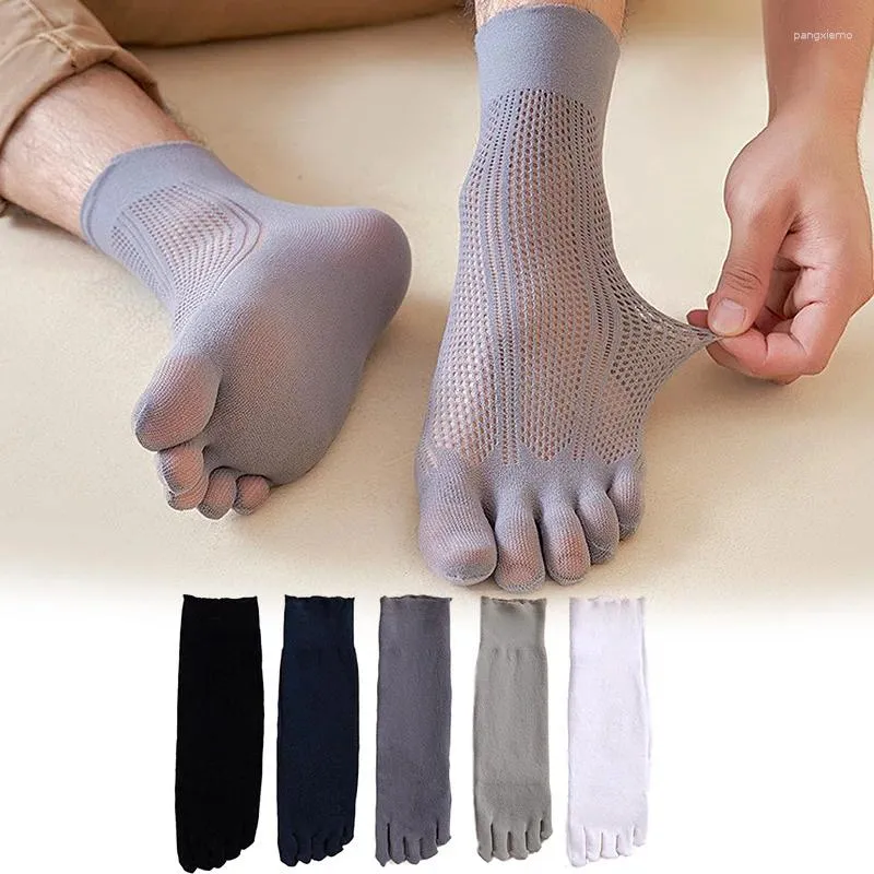 Erkek çorap 1 çift erkekler ince şeffaf naylon ayak parmakları geniş ağız içi boş örgü beş parmak nefes alabilen düz renkli pamuklu ayak parmağı