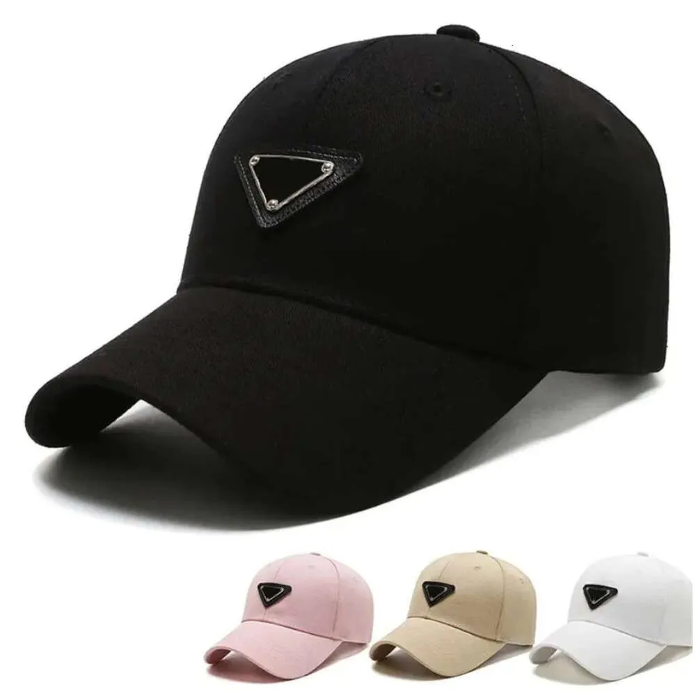 ボールキャップデザイナー帽子野球帽は春と秋のキャップ男性の女性のための綿サンシェードハット