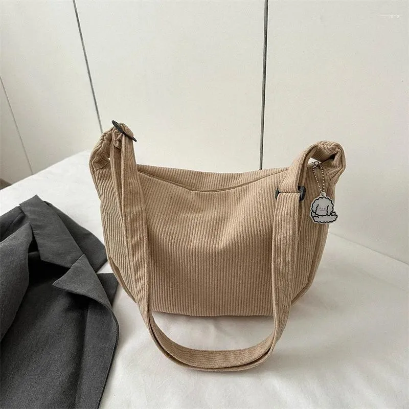 Sacos de cintura Corduroy Estilo Preguiçoso All-Match Japonês Artístico Ombro Crossbody Chic Estudante Casual Coreano Feminino Simples Dumplin