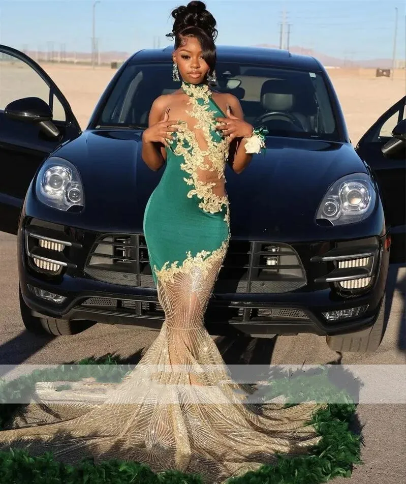 Mermaid Green Long Prom Dresses 2024 Halter Lace Sheverles Feathers recistrict Birthday Party Parcly Serfecly Develops Robe de Bal 0220