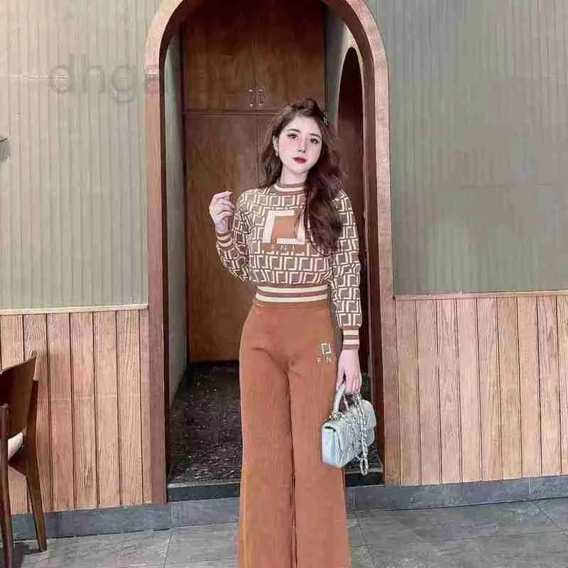 Women's Two Piece Pants Designer 2023 Casual Knit Pie Fashion Crew Neck Long Sleeve Knitted Letter Full Print F Sweater + Trousers Two-Pie Set 17U7