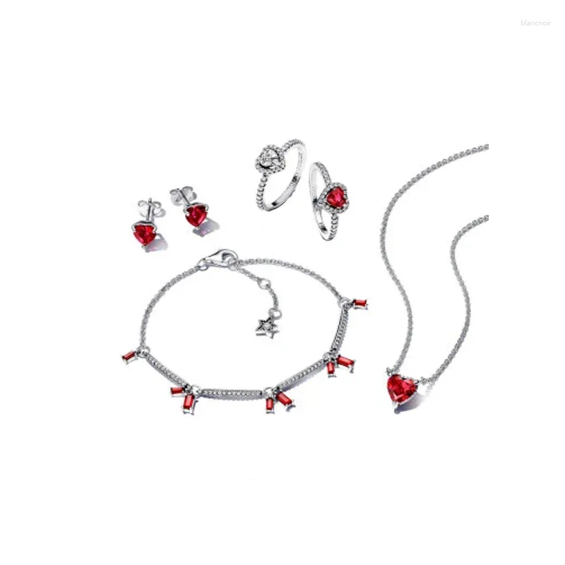 Chaînes 2024 Spring Festival 925 Silver Heart of Fire Collier Boucles d'oreilles Saint Valentin Cadeau Petite amie Romantique