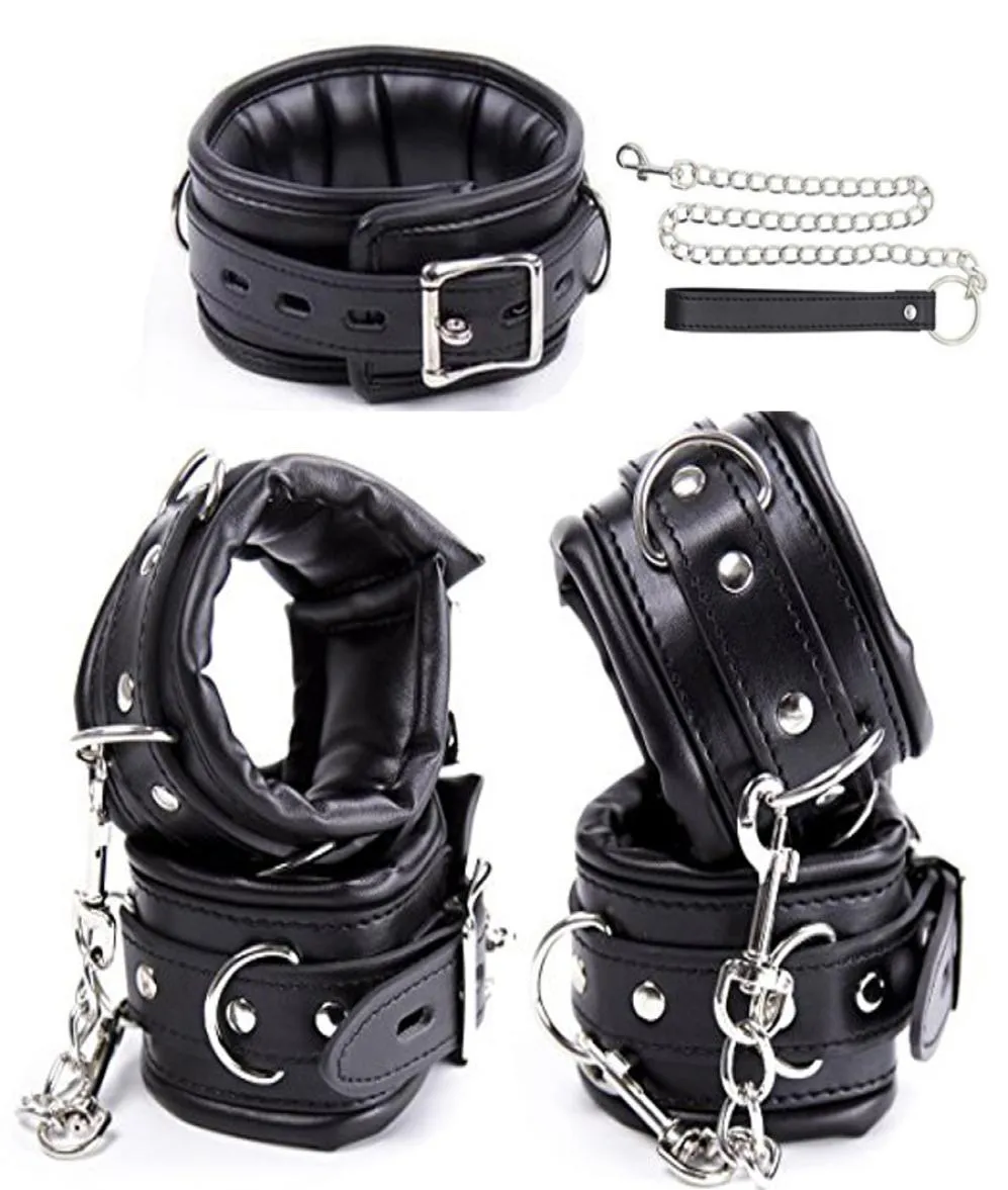 Kit Bondage in pelle PU Polsini per le mani Polsini per caviglia Collare per collo Set BDSM Bondage Retraint Giocattoli sessuali Set Costumi cosplay esotici Acce2348999