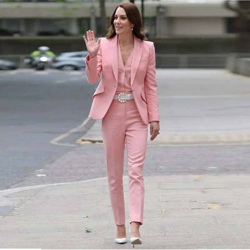 Nuevos trajes de mujer rosados ​​Señora Formal Oficina de negocios Esmoquin Madre Fiesta de bodas Ocasiones especiales Conjunto de dos piezas para damas Chaqueta Pantalones A31