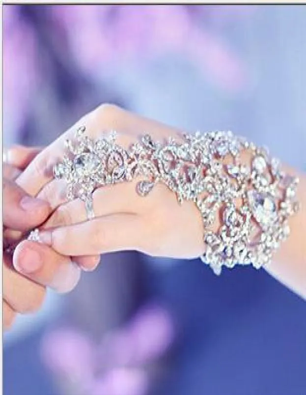 Billiga handskar bröllop brud smycken kristall strass finger kedja ring armband underbart fest evenemang armband armband1487211