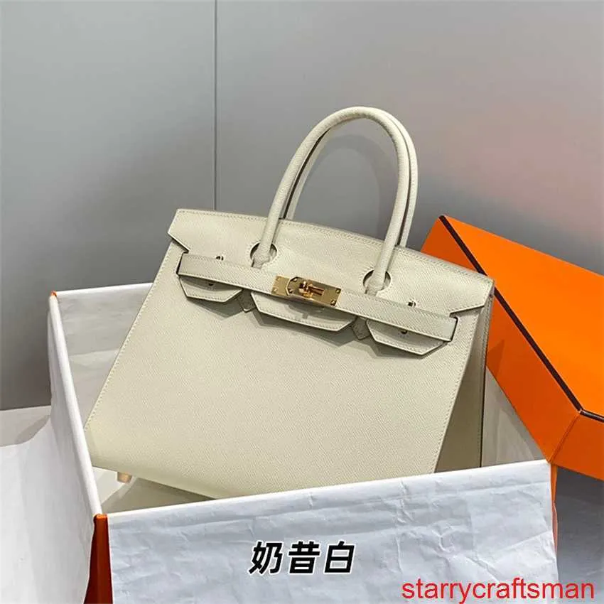 Äkta läderväskor Trusted Luxury Handbag 2024 New European and American Vintage High Definition EP Palm Pattern Head Layer Cowhide Platinum Bag Wit With Logo HBJG