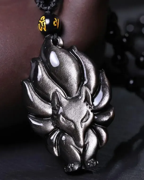 Tartışmalar güzel doğal gümüş obsidiyen oyma Çin sevimli tilki ejderha bagua şanslı kolye + siyah boncuklar kolye cazibesi hediye takı