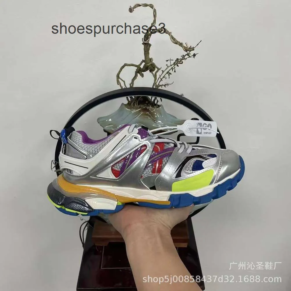 Projektant Balencigs Modna swobodne buty Roller łyżwy 2024 PURE ORYGINALNY WYSOKIE WIĘCEJ PARIS Track 3.0 Grube Soled Buty para Wysokość zwiększająca sport Z6MY