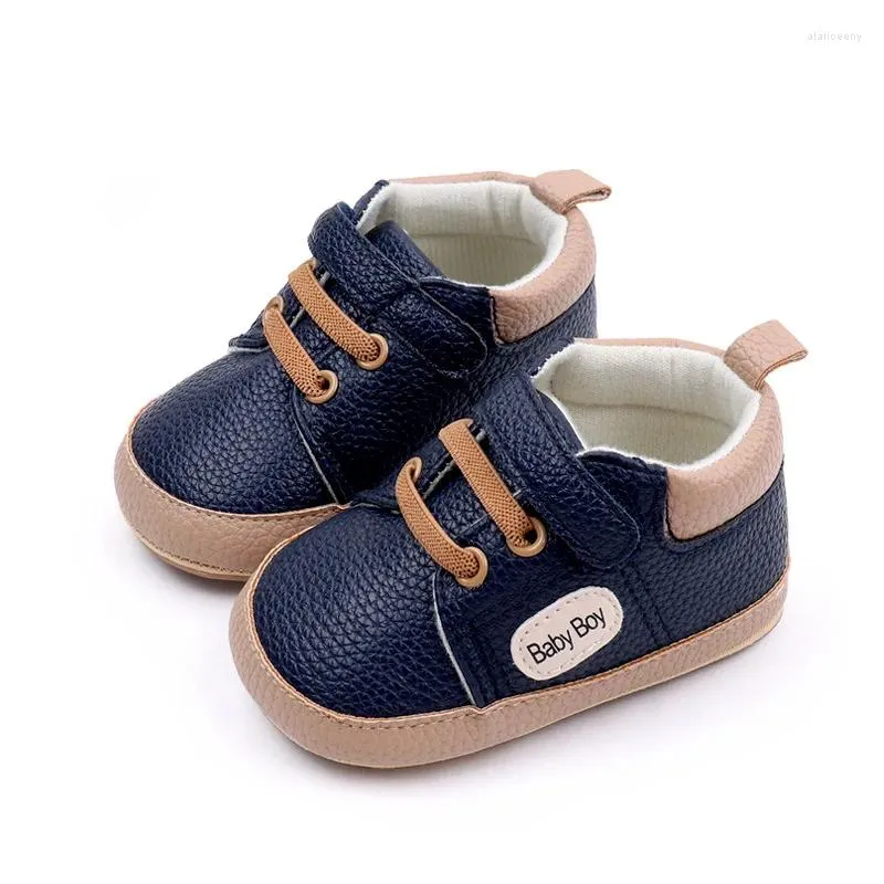 最初の歩行者生まれのベビーシューズボーイガールクラシックレザーラバー靴soleアンチスリップ幼児幼児