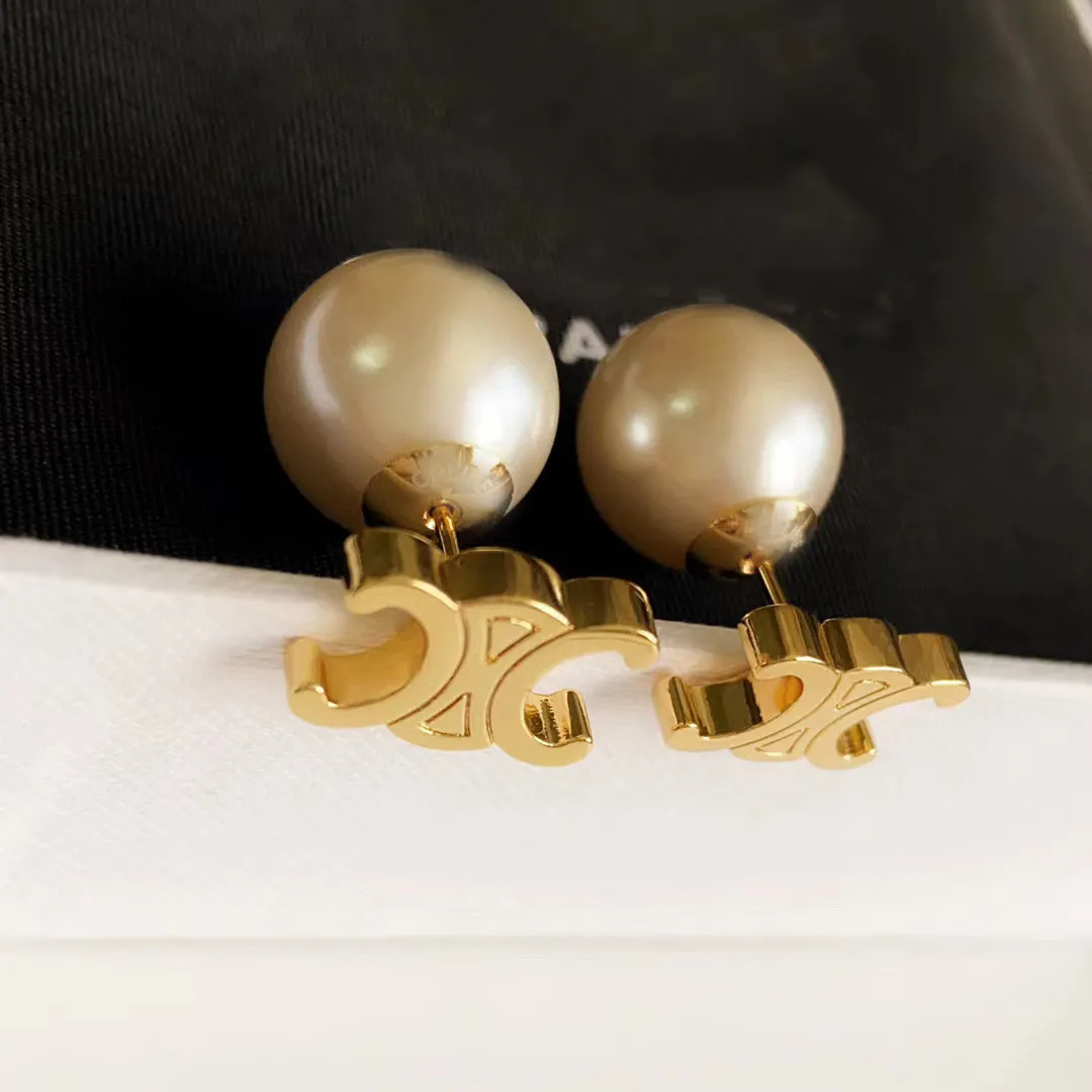 Luxury Big Pearl Letters Designer örhängen för kvinnor 18K Gold Studs Elegant Charm Double Side Ball Retro Vintage Earings Earring Ear Rings Wedding Jewelry Gift