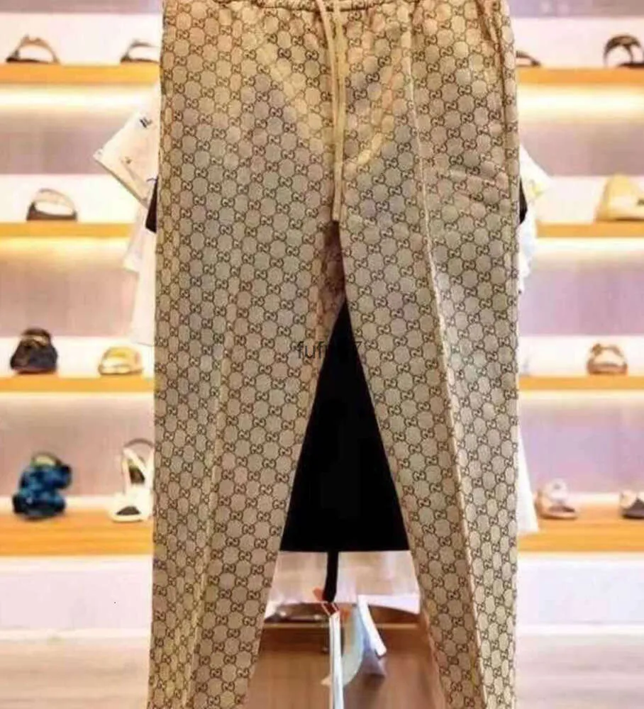 Projektant mody Mens Spodnie Wysokiej jakości szerokie legalne spodnie litera druku