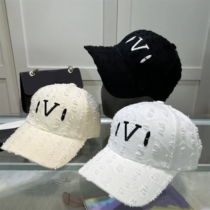 Män kvinnor boll mösses designer baseball cap lyx bokstav hatt justerbar casquette unisex sun hatt sport utomhus mössa baseball hatt