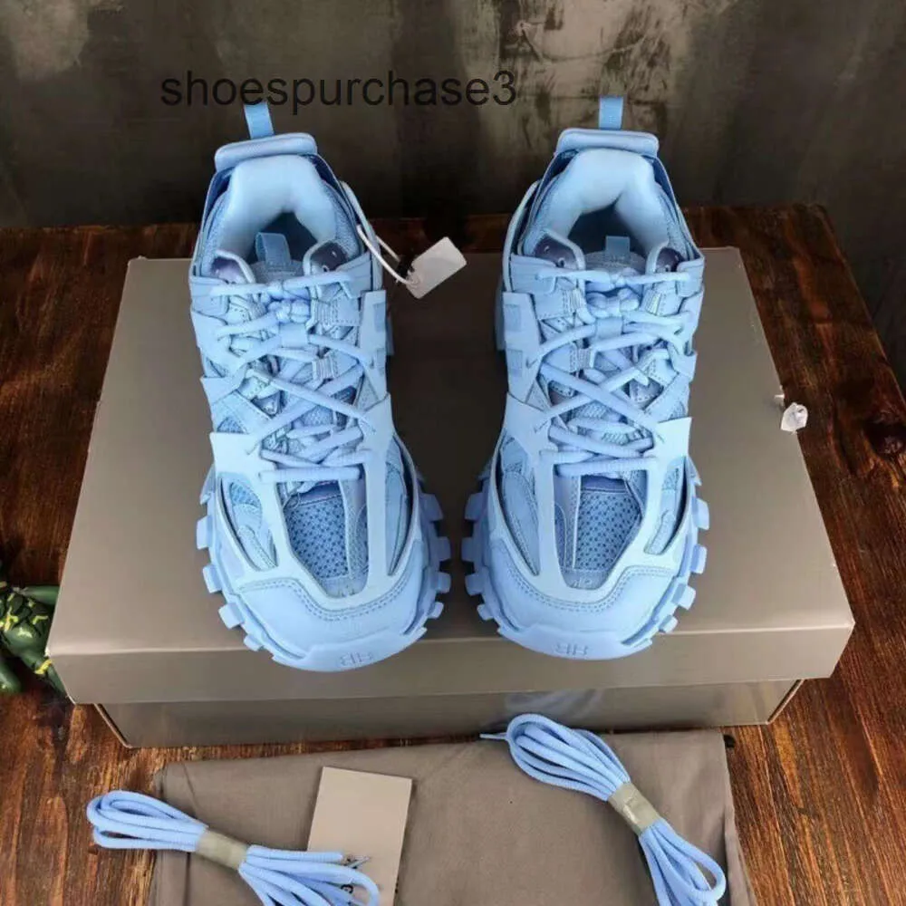 Designer Balencigs Mode Casual Chaussures Patins à roulettes 2024 Chunyuan Paris 3.0 Chaussures Piste Extérieure Semelle Épaisse Chaussures Surélevées LED Light Couple Chaussures PYNV