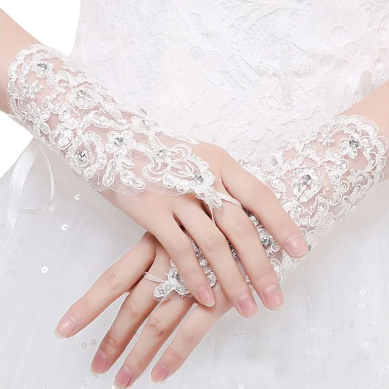 Bridal Gloves Lace Ring Finger Wrist Length White Red And Ivory Color Accessories Wedding Gloves