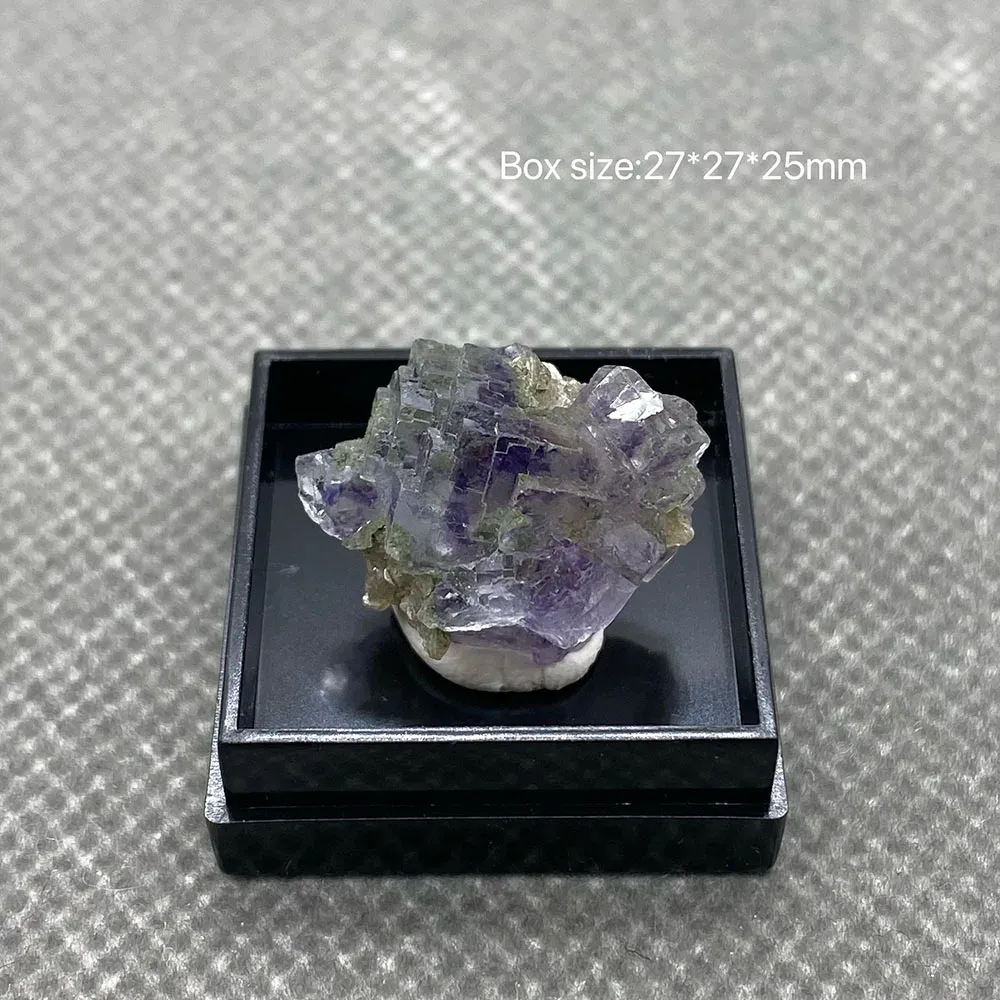 Pendants 100% Natural China Yao gang Xian Fluorite Crystal Rough Quartz + Box size:27*27*25mm