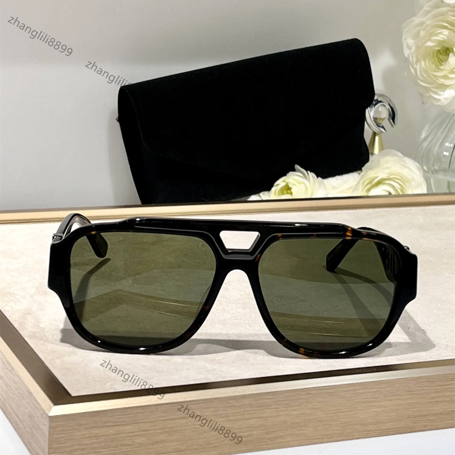 2024Luxury Brand Designer Hommes Design Lunettes de soleil Cadre carré Top Qualité Extérieure Avant-garde Lunettes de style en gros avec étui 4389