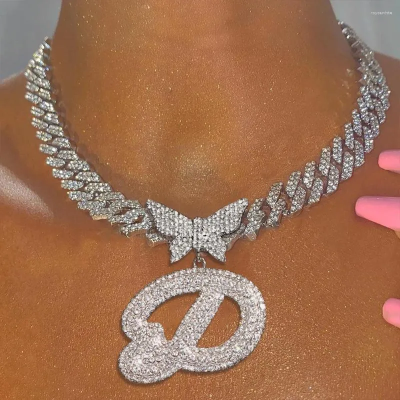 Kedjor Hip Hop Women Iced Out Cuban Chain Silver Color Futterfly Letter Pendant Halsband Bling Luxury Miami Link Jewelry