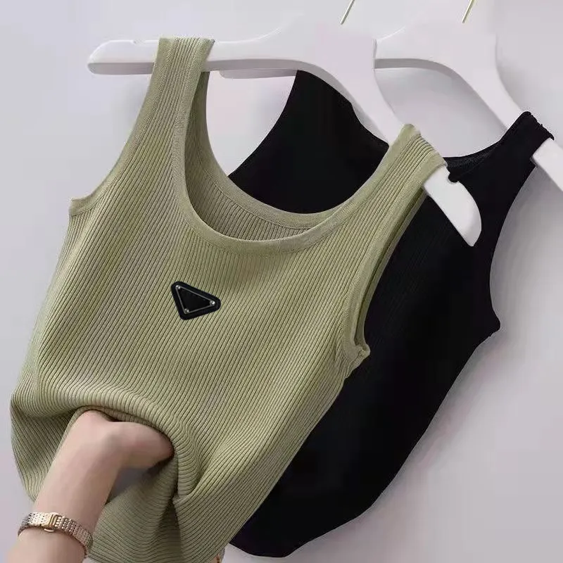 Kvinnor Tanks Camisoles Knits Top Designer Tees High Quality T Shirts Fashion Temperament Embroidery Sticked Vest Sleeveless Knitted Pullover Women Sport Tops