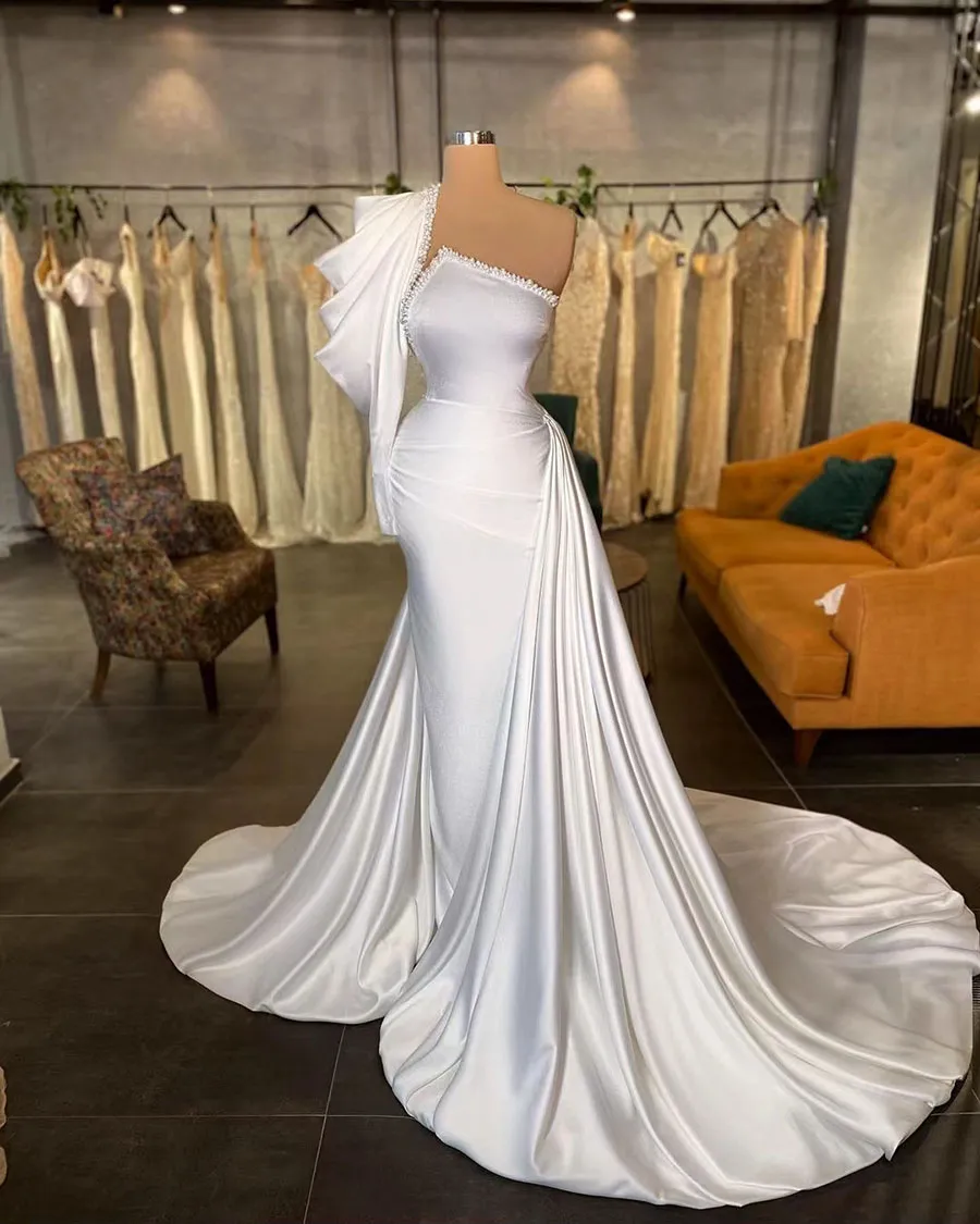 Charming V-Neck Strapless Mermaid Wedding Dress with Sequins main image 1