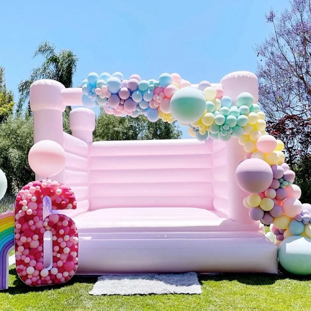 4,5 x 4,5 m (15 x 15 stóp) z Blower Pastel Pink Inflatible Wedding Bouncer House Komercyjny nadmuchiwany zamek na imprezę