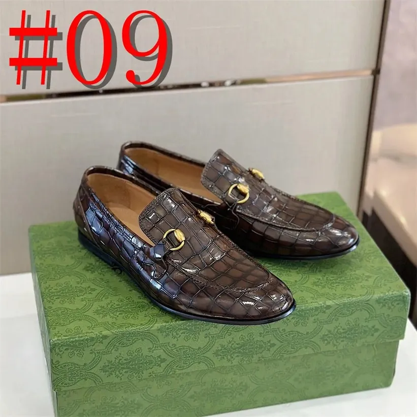 Düğün Tasarımcı Elbise Ayakkabı Sıradan Erkekler Loafers Büyük Boyut Tembel Boyalar Ayakkabı Nakış Ayakkabı Süet Deri Ayakkabı