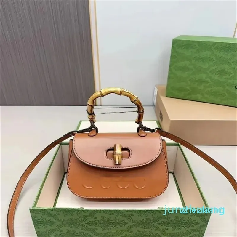 2024 designer handbag shoulder bag Luxurys Handbag With Bamboo Totes Vintage bags purse Small Top Handle Lady